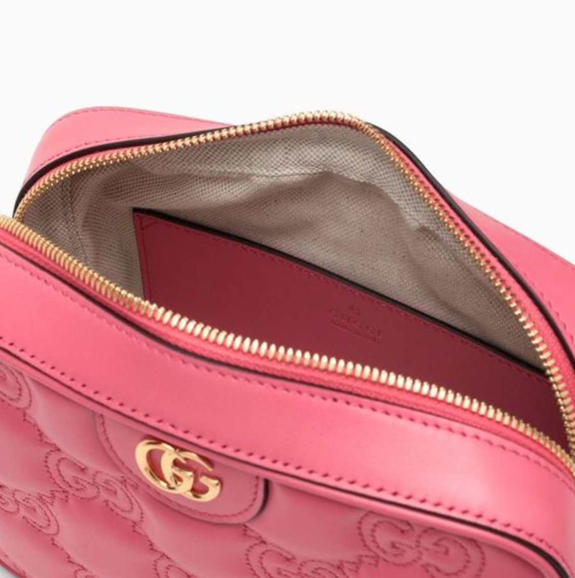 【関税込み】gucci GG' CROSSBODY BAG Gucci GG Quilted Zip-Up Crossbody Bag – LILUMILANO